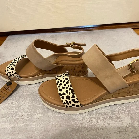 Crevo Animal Print Leather Wedge Sandals in Off-White Size 7 - Picture 5 of 7
